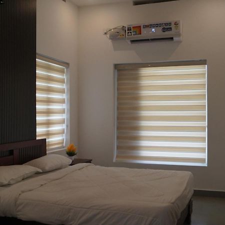 Blue Lake Villa 科兰 外观 照片