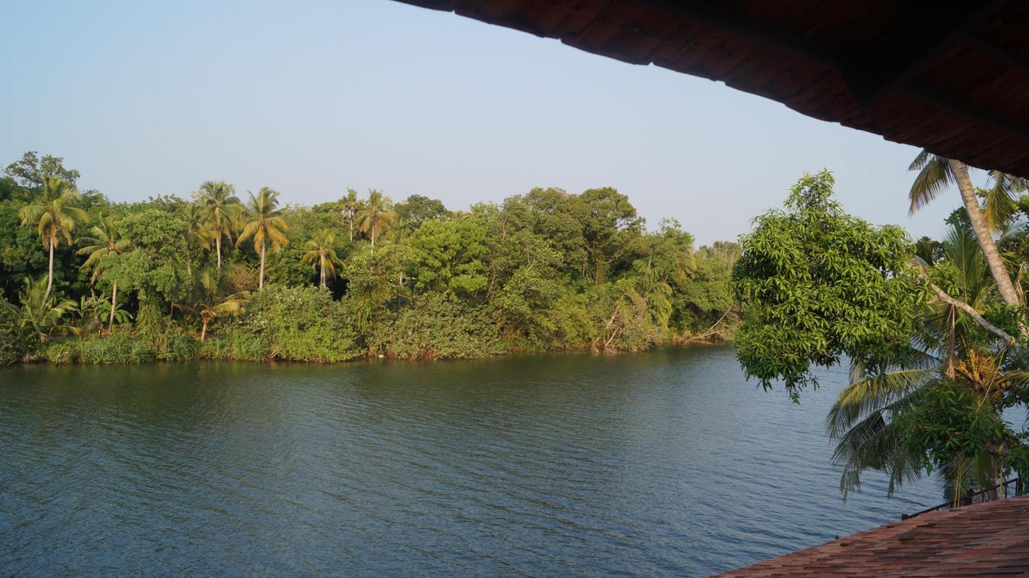 Blue Lake Villa 科兰 外观 照片